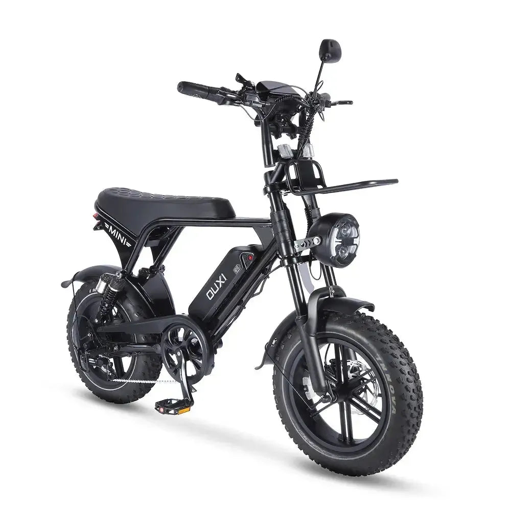 Siyah Ouxi V8 Ultra Mini fatbike, çapraz önden görünüm: far ve kalın lastikler