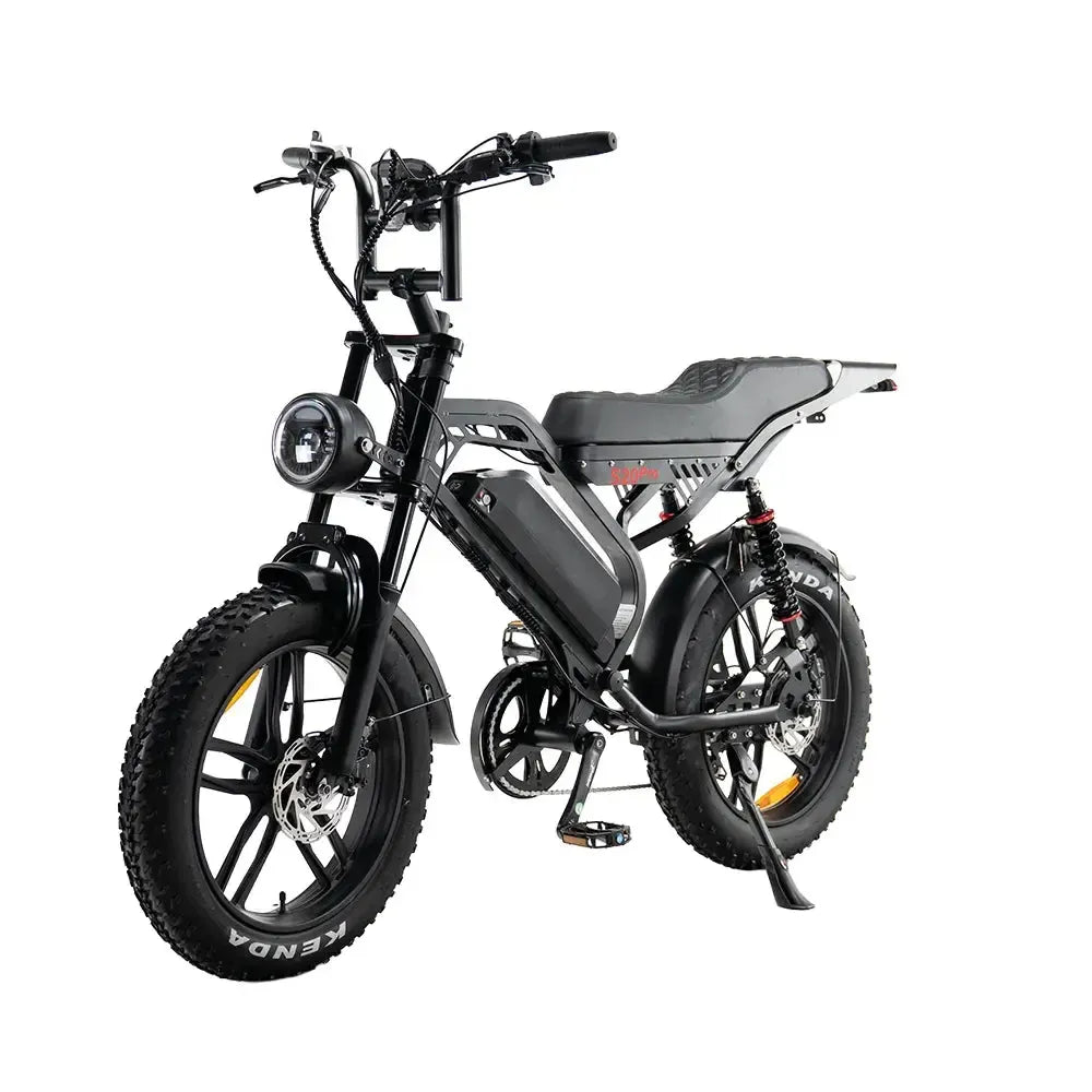 Фэтбайк QMWheel S20 Pro в чёрном цвете, вид спереди под углом слева с передним дисковым тормозом